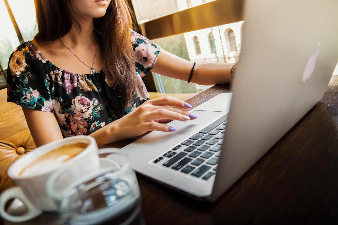 CAFÉ VIRTUAL  - Pensando la Ciberseguridad desde la Universidad: ¿Cómo? ¿Cuándo?