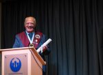 José María del Corral recibió el título de Doctor Honoris Causa