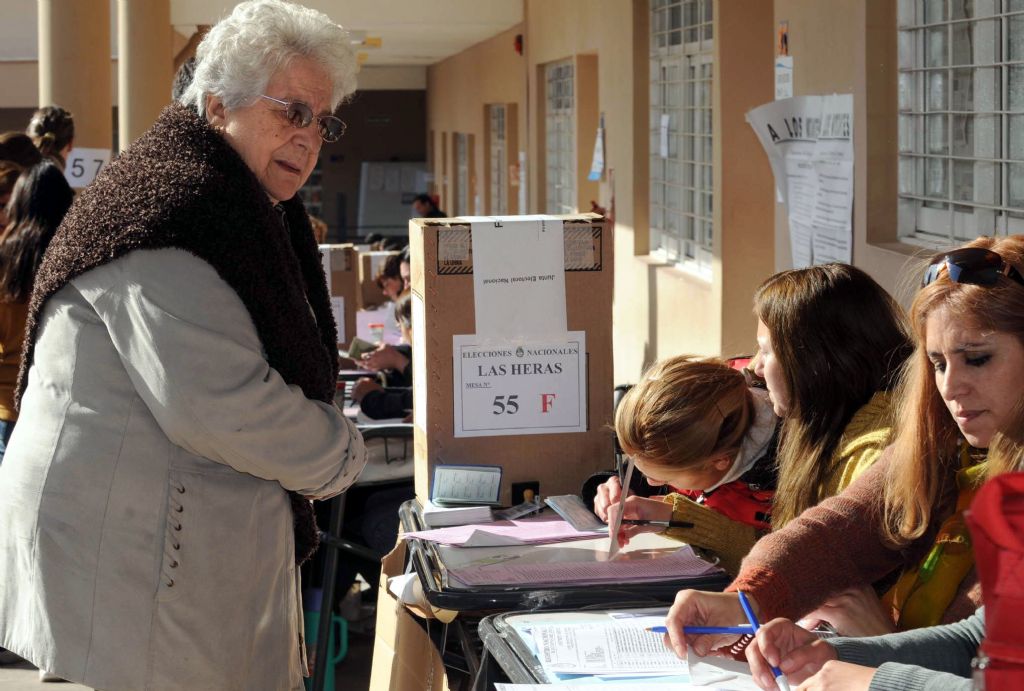 Adultos mayores y el voto - Observatorio de la 