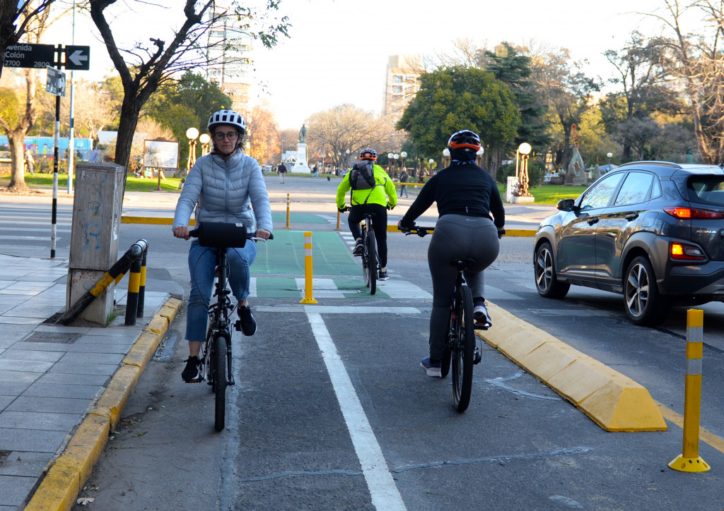 7 de cada 10 encuestados acuerda con implementar una red de ciclovías en Mar del Plata